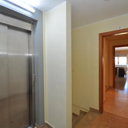 Apartamento Revolution شقة يوريت دي مار