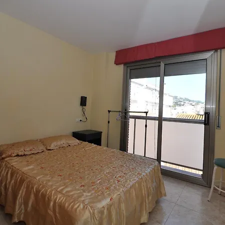 Apartamento Revolution يوريت دي مار